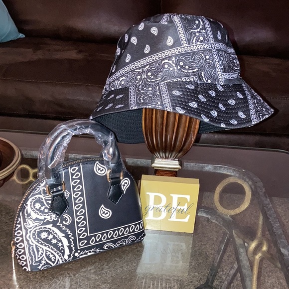 Bandanna Bucket Hat & Mini Purse Set - Picture 3 of 3